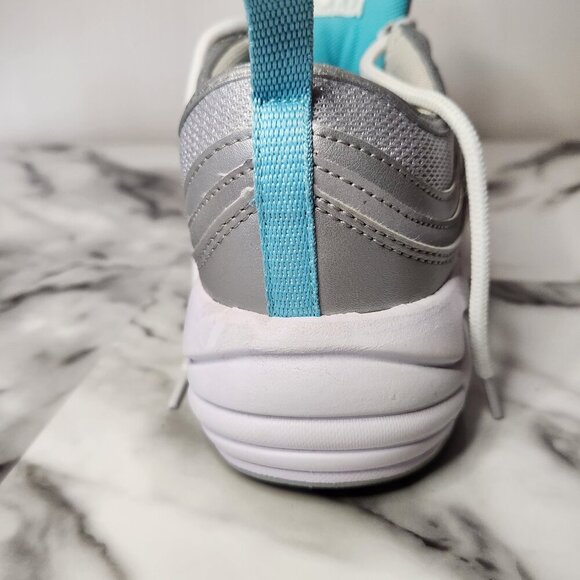 ATHLETIC WORKS WOMENS SIZE 6 BLUE AND GREY MEMORY FOAM SNEAKERS - Picture 7 of 15